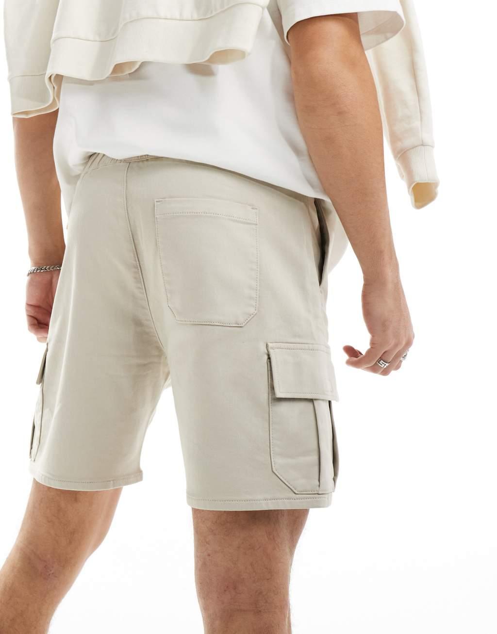 Bershka cargo pocket short in sand Product Image