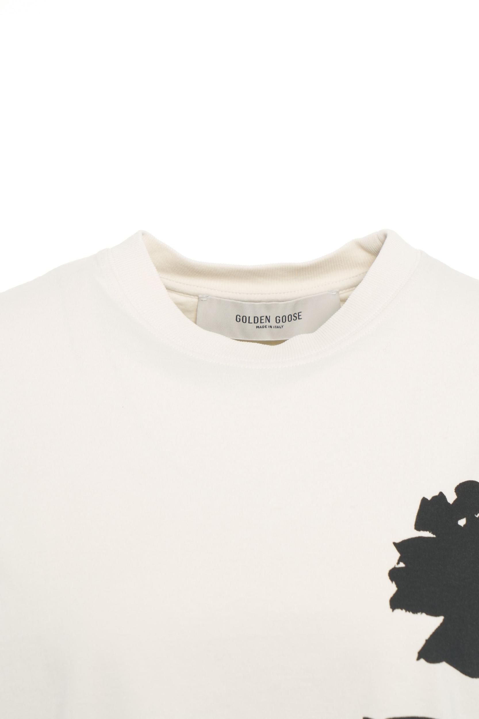T-shirt with print Product Image