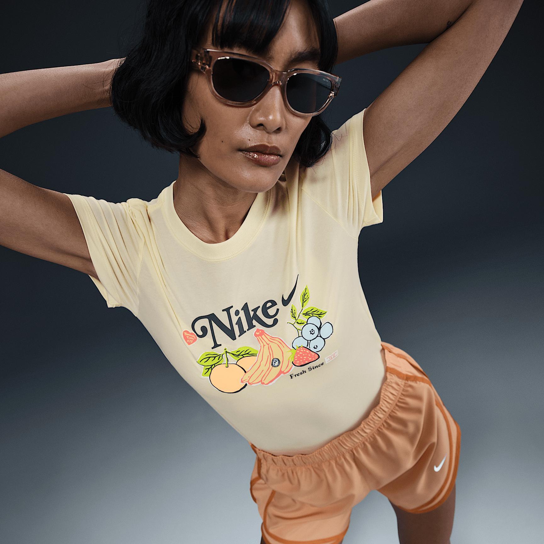 Nike Sportswear Chill Knit Women's Slim Cropped T-Shirt Product Image