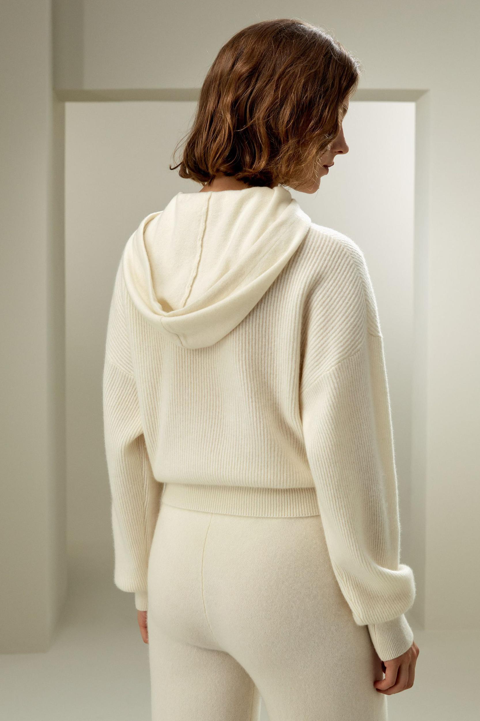 Eshe 2-in-1 Cashmere Detachable Hoodie Product Image