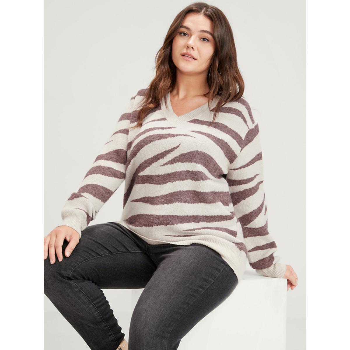 Plus Size Zebra Print Contrast Pointelle Knit V Neck Knit Top Tan Women Casual Long Sleeve V-neck Dailywear Pullovers BloomChic 10/M Product Image
