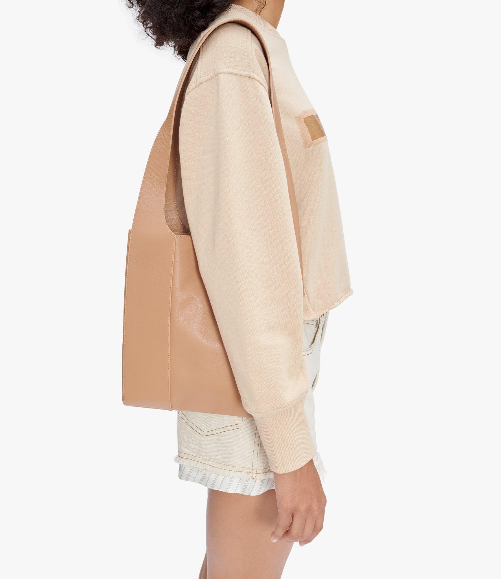 Rosario Small bag Female Product Image