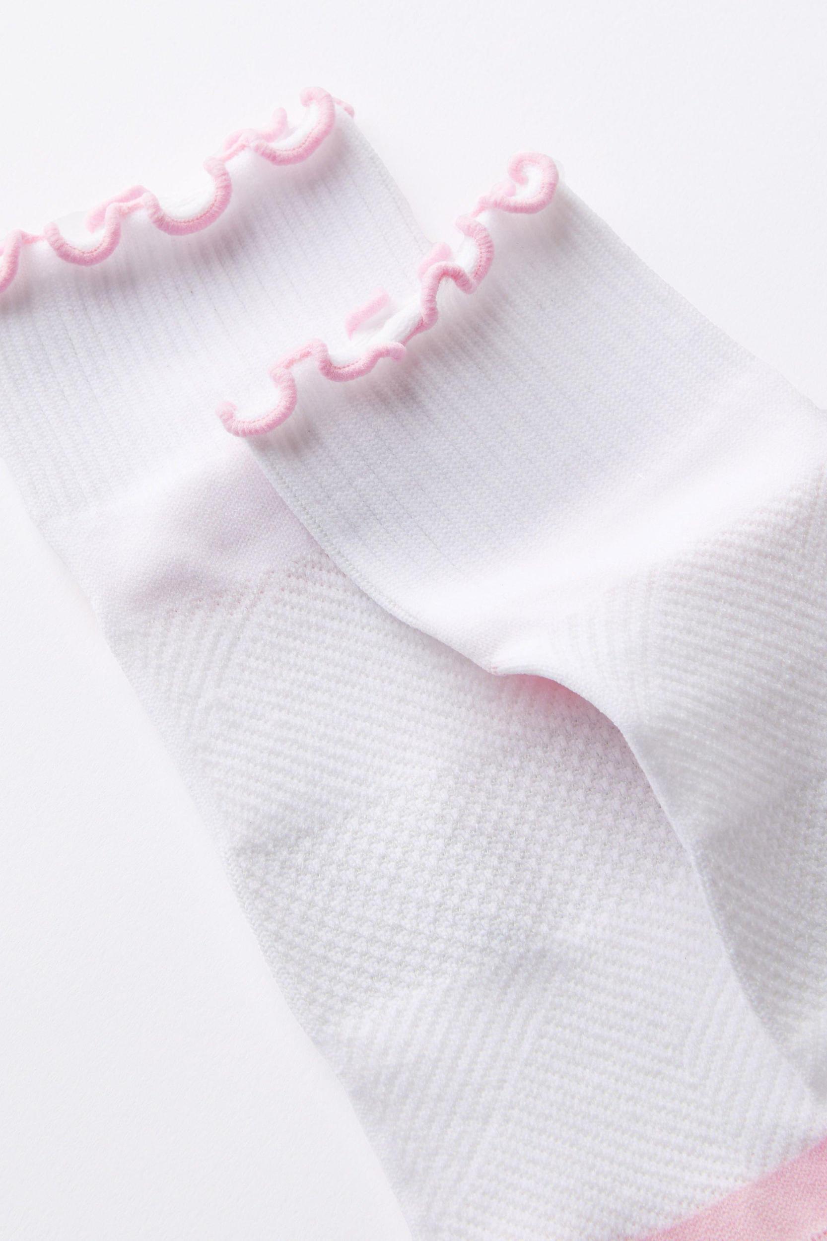 Performance Mid Crew Frill Sock Product Image