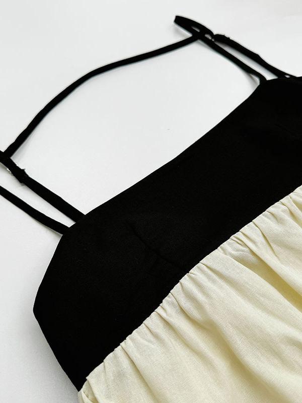 A-Line Loose Contrast Color Pleated Split-Joint Spaghetti-Neck Maxi Dresses Product Image