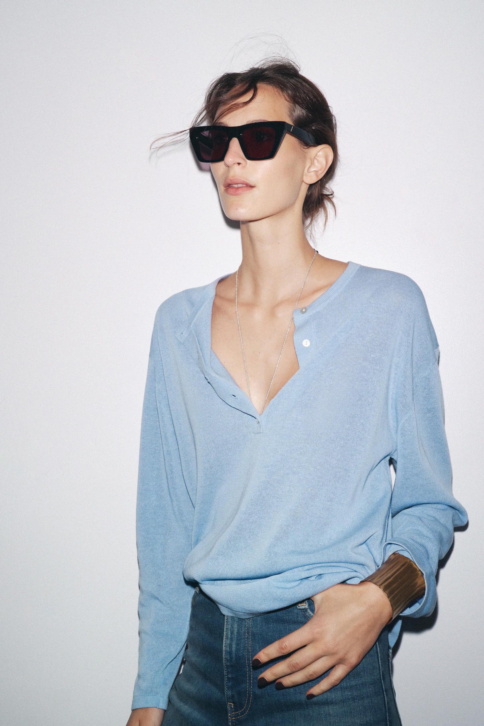 OVERSIZED BASIC KNIT SWEATER Product Image