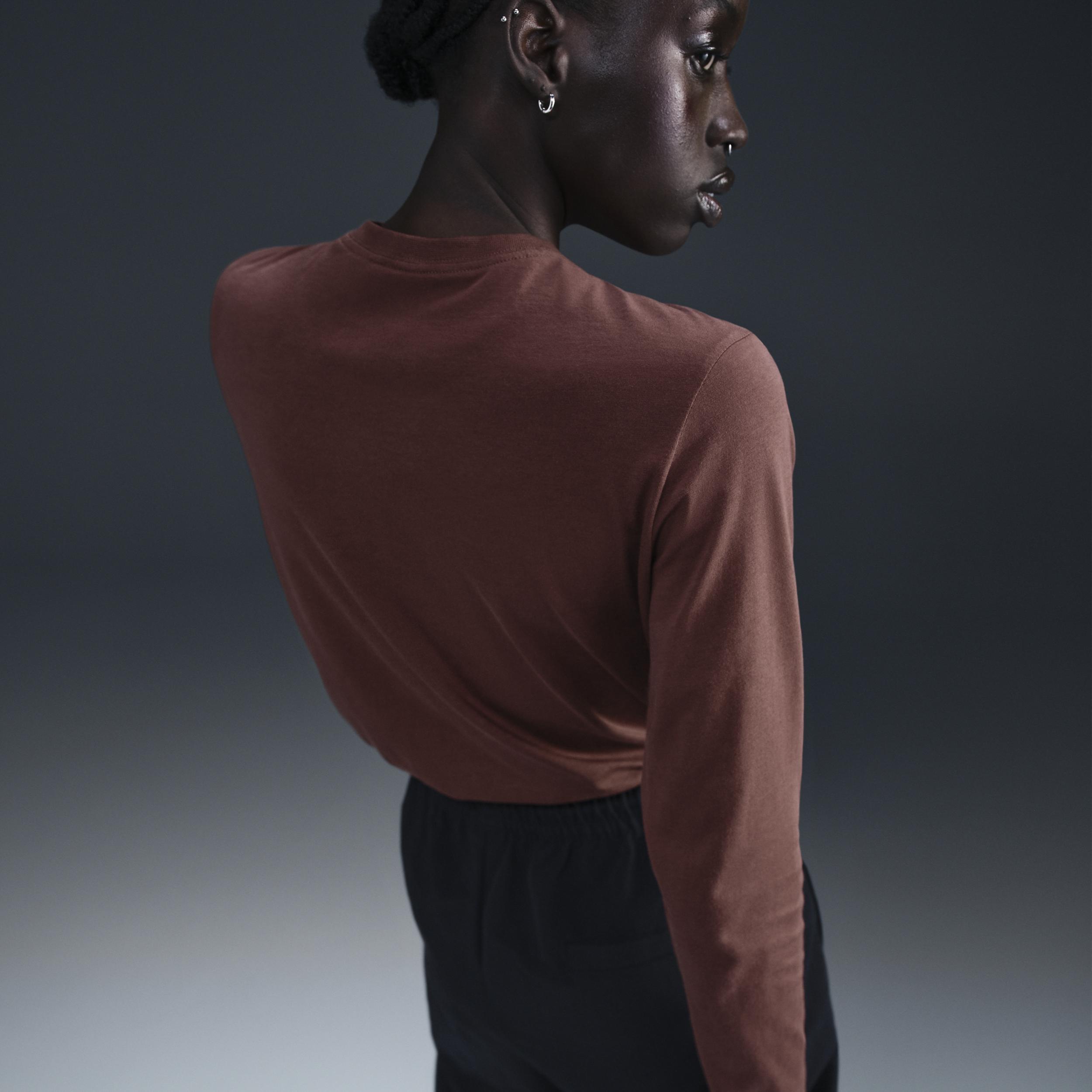 Women's Nike Sportswear Club Long-Sleeve T-Shirt Product Image