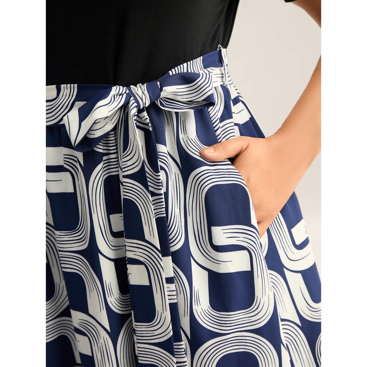 Plus Size Abstract Pattern Color Contrast Belted Midi Dress Navy Women Round Neck Short sleeve Curvy BloomChic 28/5X Product Image