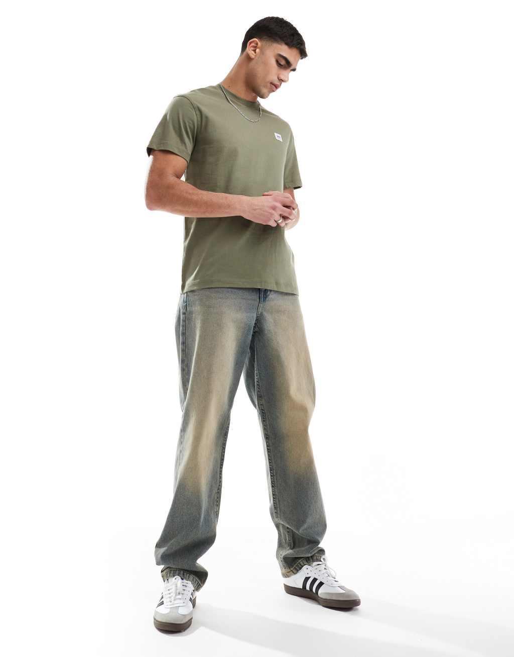 Lee workwear relaxed fit t-shirt in olive green Product Image