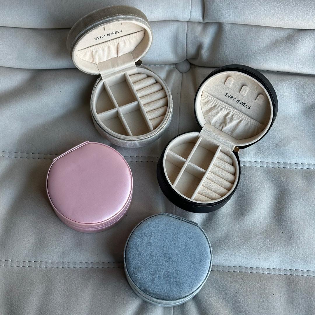 Mini Round Jewelry Box Product Image
