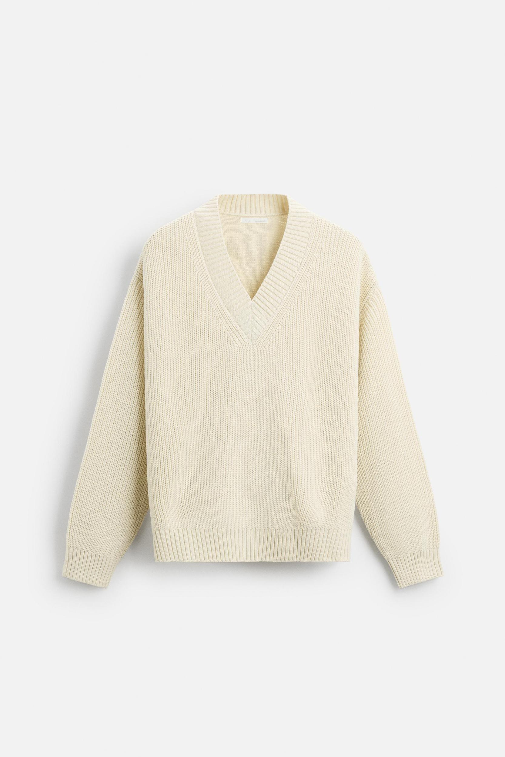 V-NECK STRUCTURED SWEATER Product Image