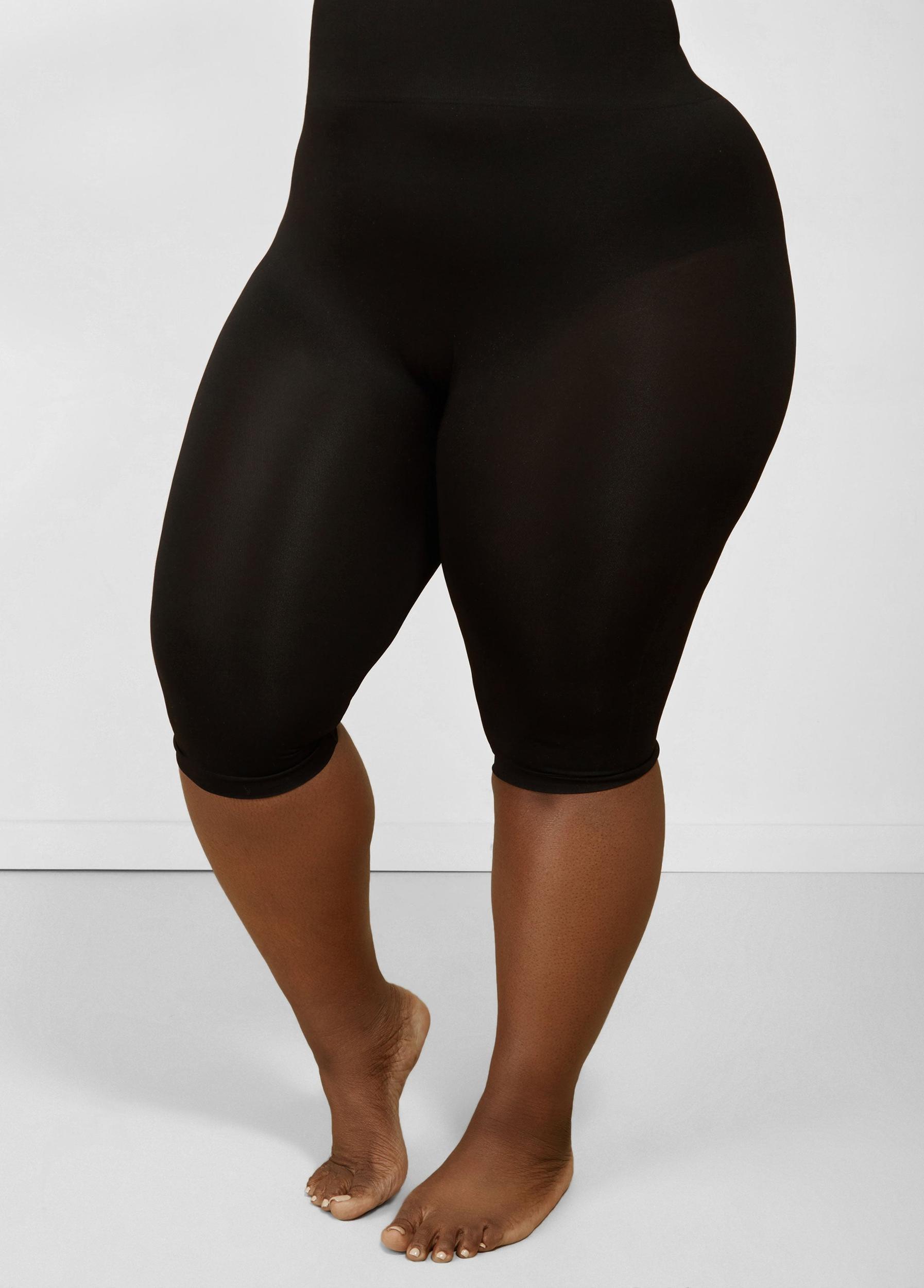 Medium Control Shaping Capri Female Product Image