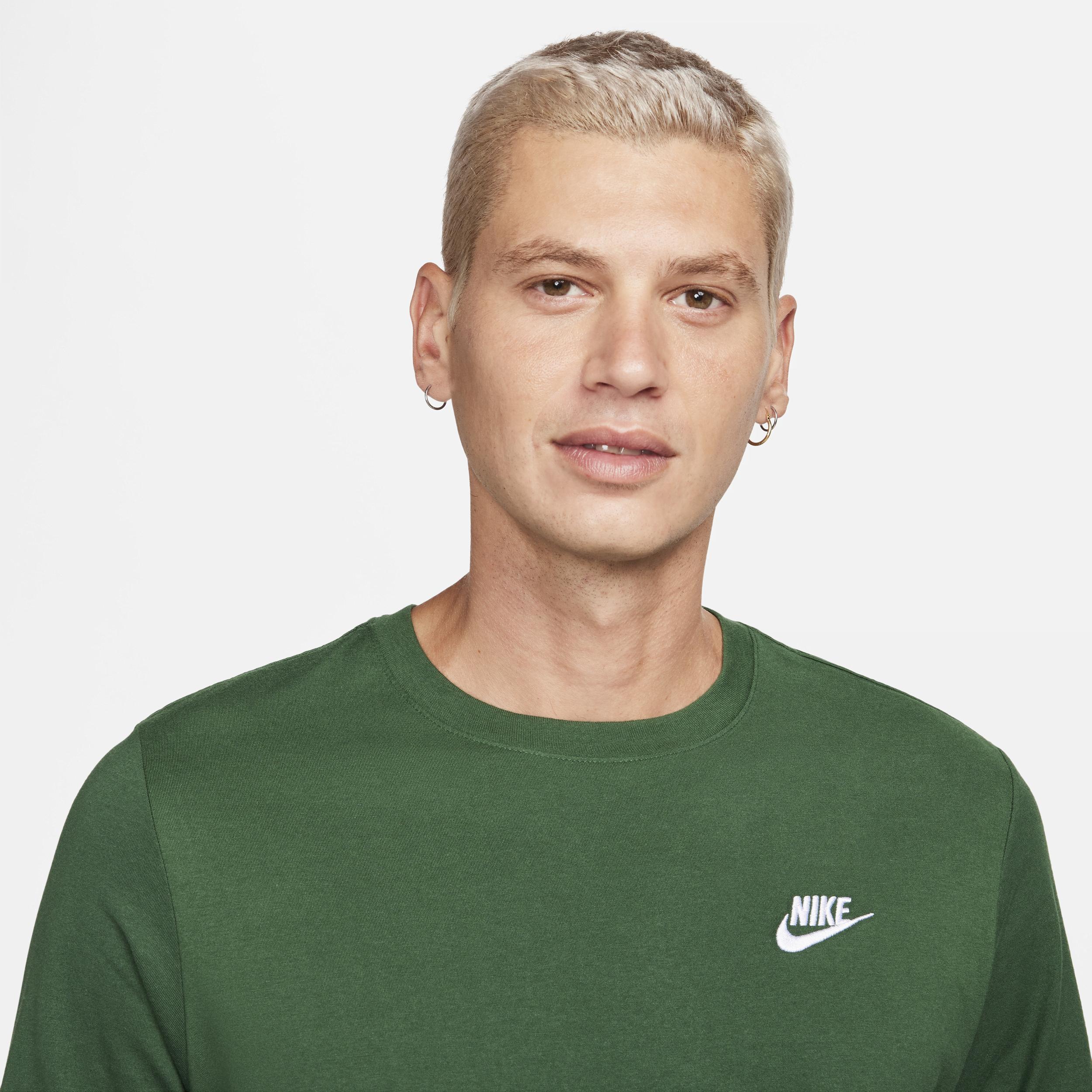 Nike Club long sleeve t-shirt Product Image