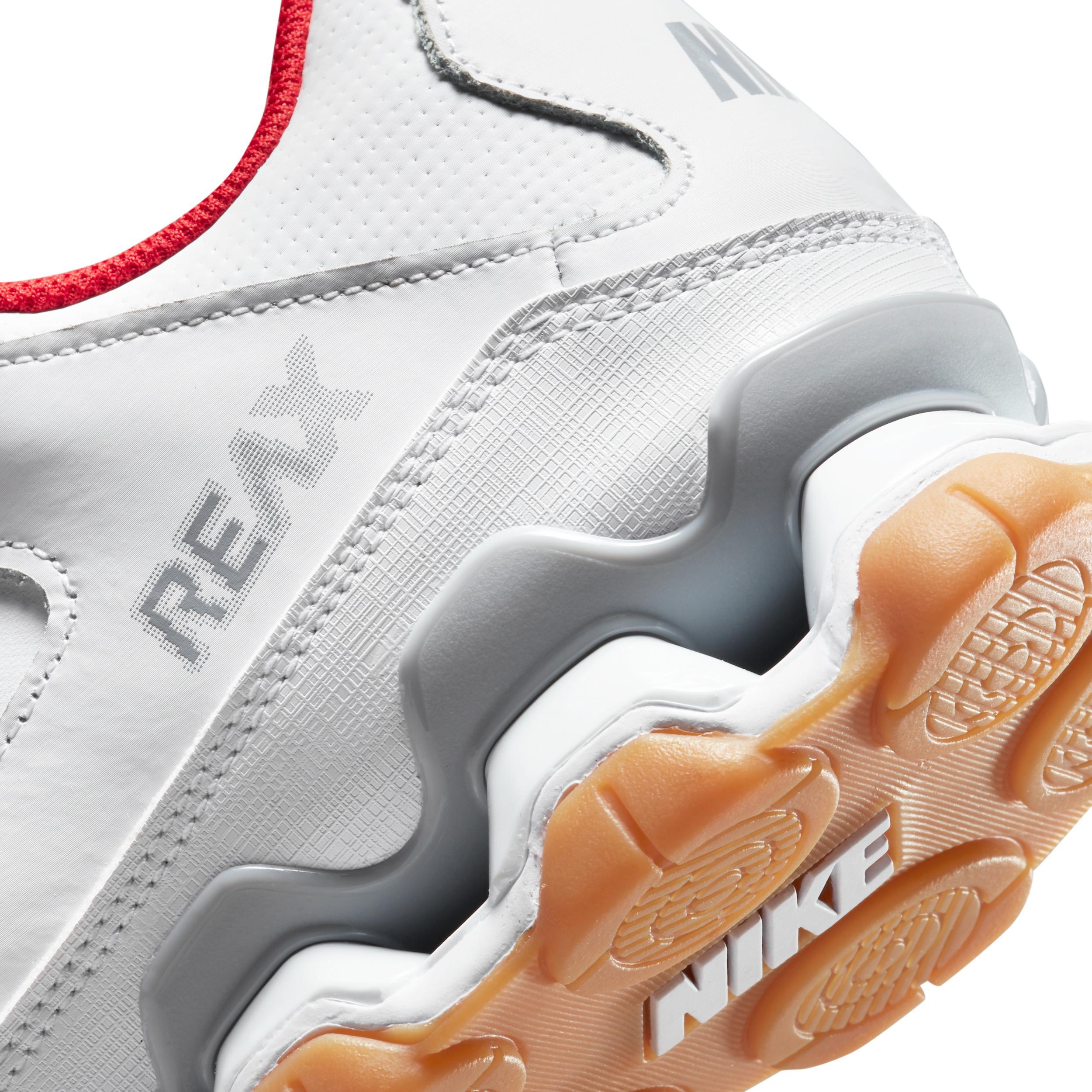 Nike Men's Reax 8 TR Workout Shoes Product Image