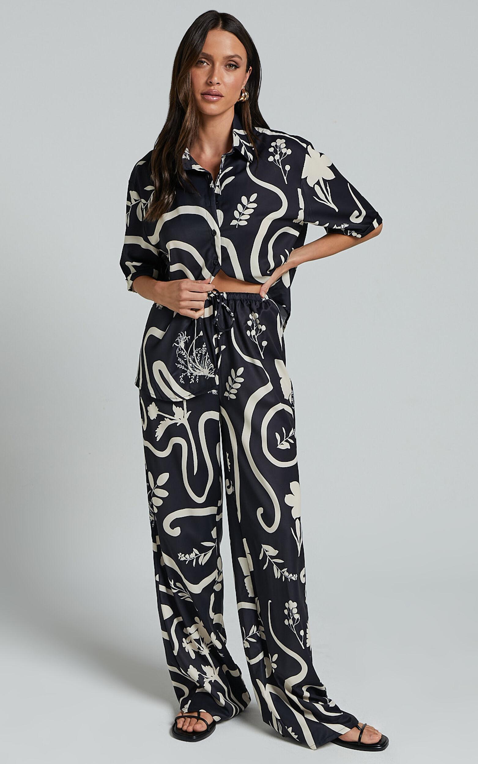 Runaway The Label - Leo Pant in Black/Sand Product Image