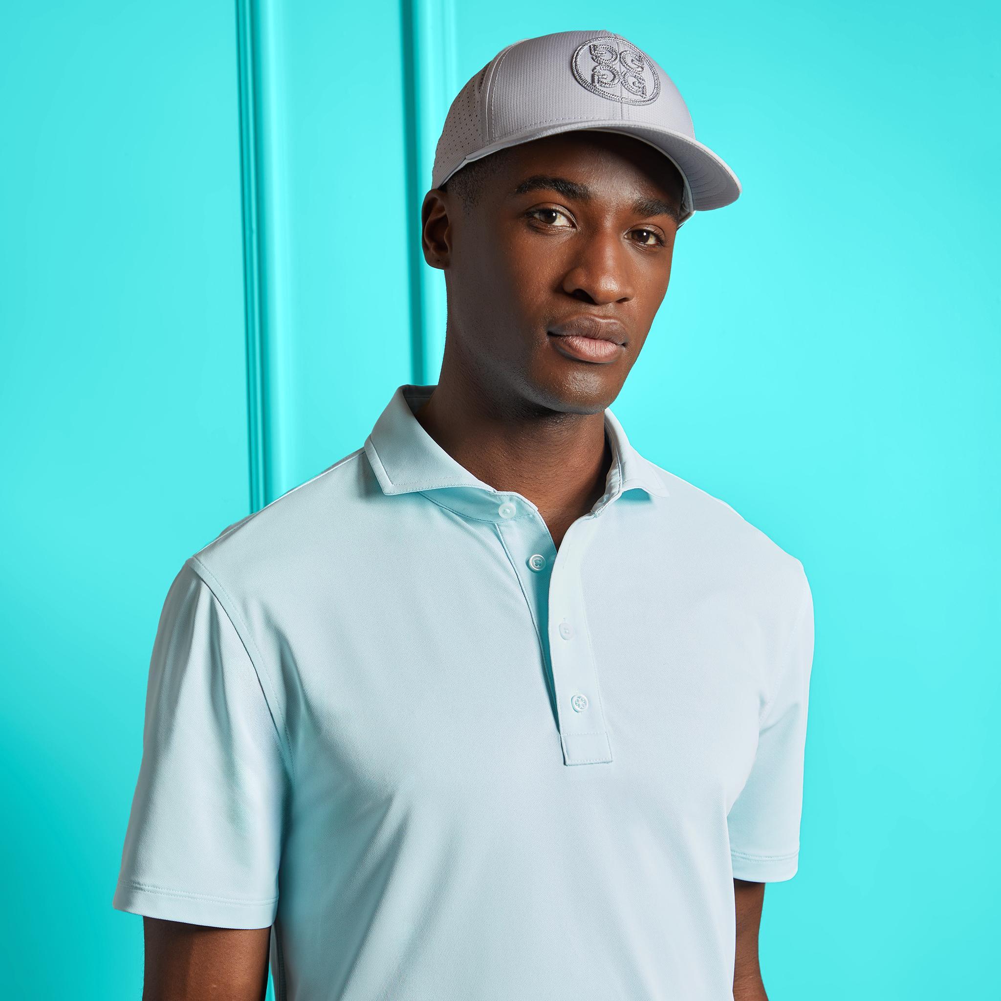 RIB GUSSET TECH PIQUÉ MODERN SPREAD COLLAR POLO Product Image