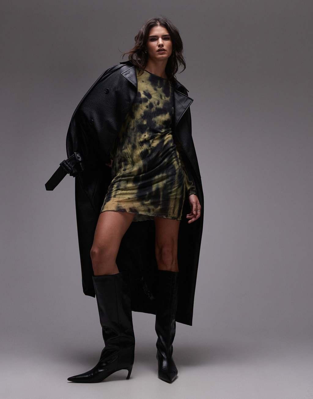 Topshop crinkle mini dress in smudge print Product Image