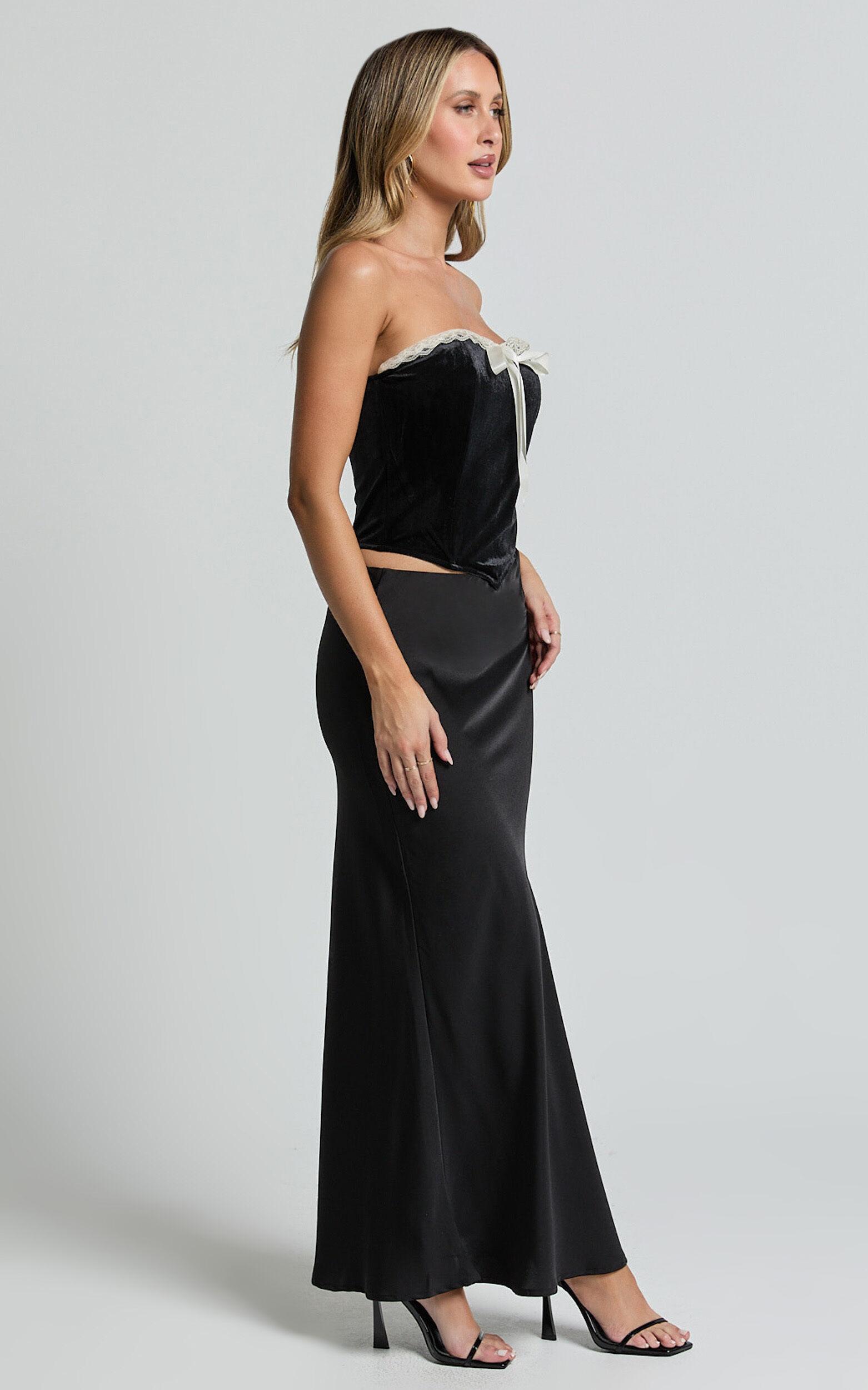 Trisha Corset - Lace Trim Bow Detail Corset in Black and Cream Product Image