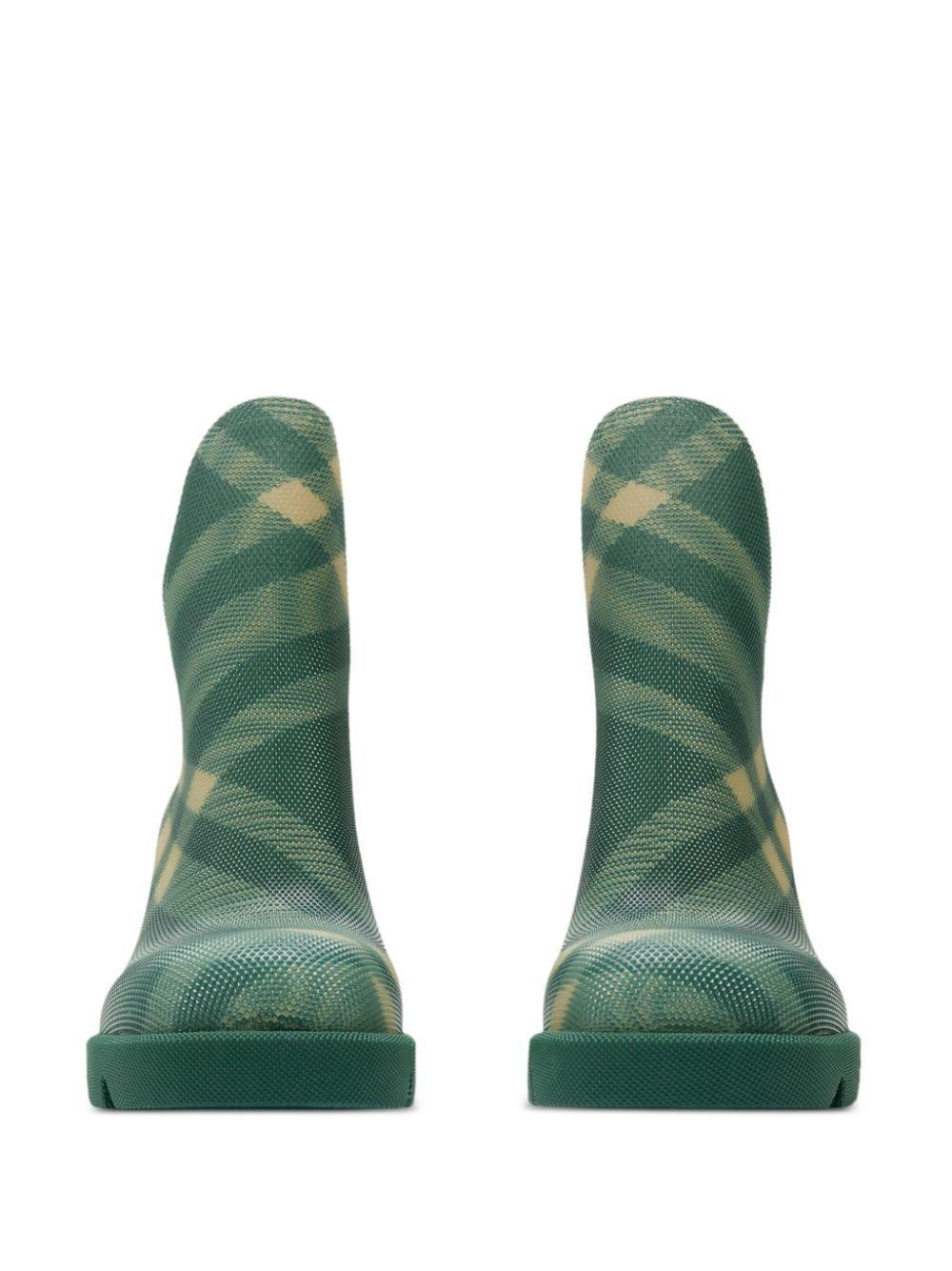 BURBERRY Ankle Boots In B Primrose Ip Check Product Image