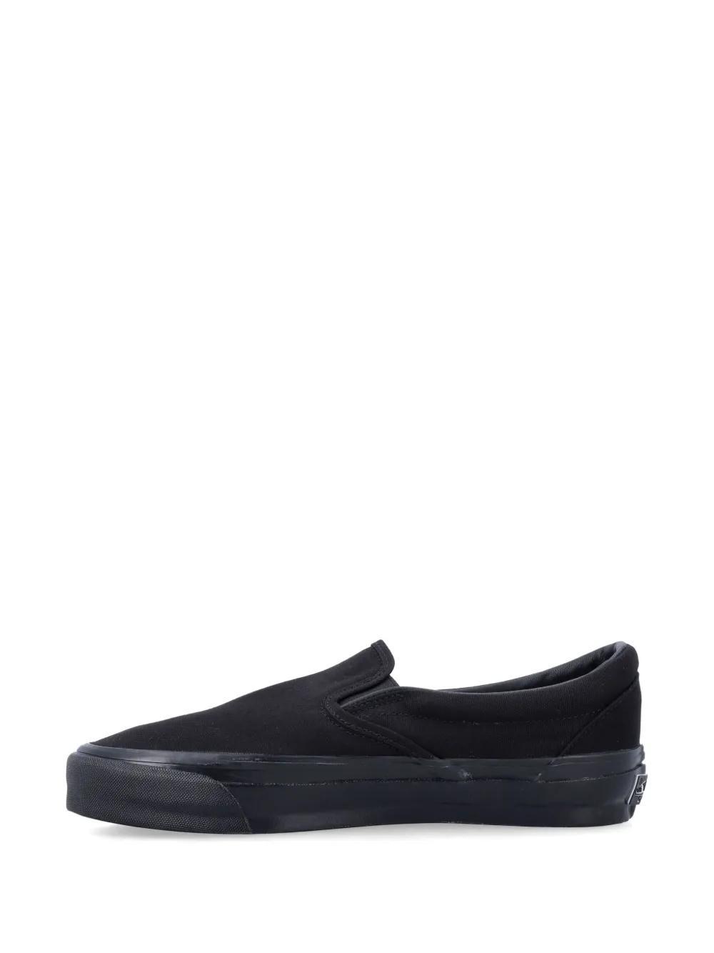 Reissue 98 sneakers Product Image