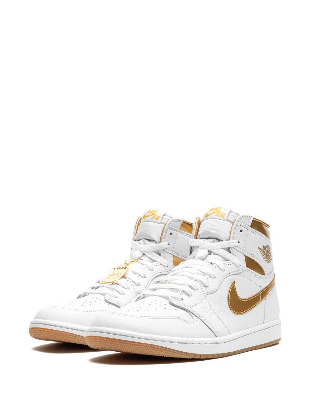 Air Jordan 1 Retro High OG "Metallic Gold" sneakers Product Image