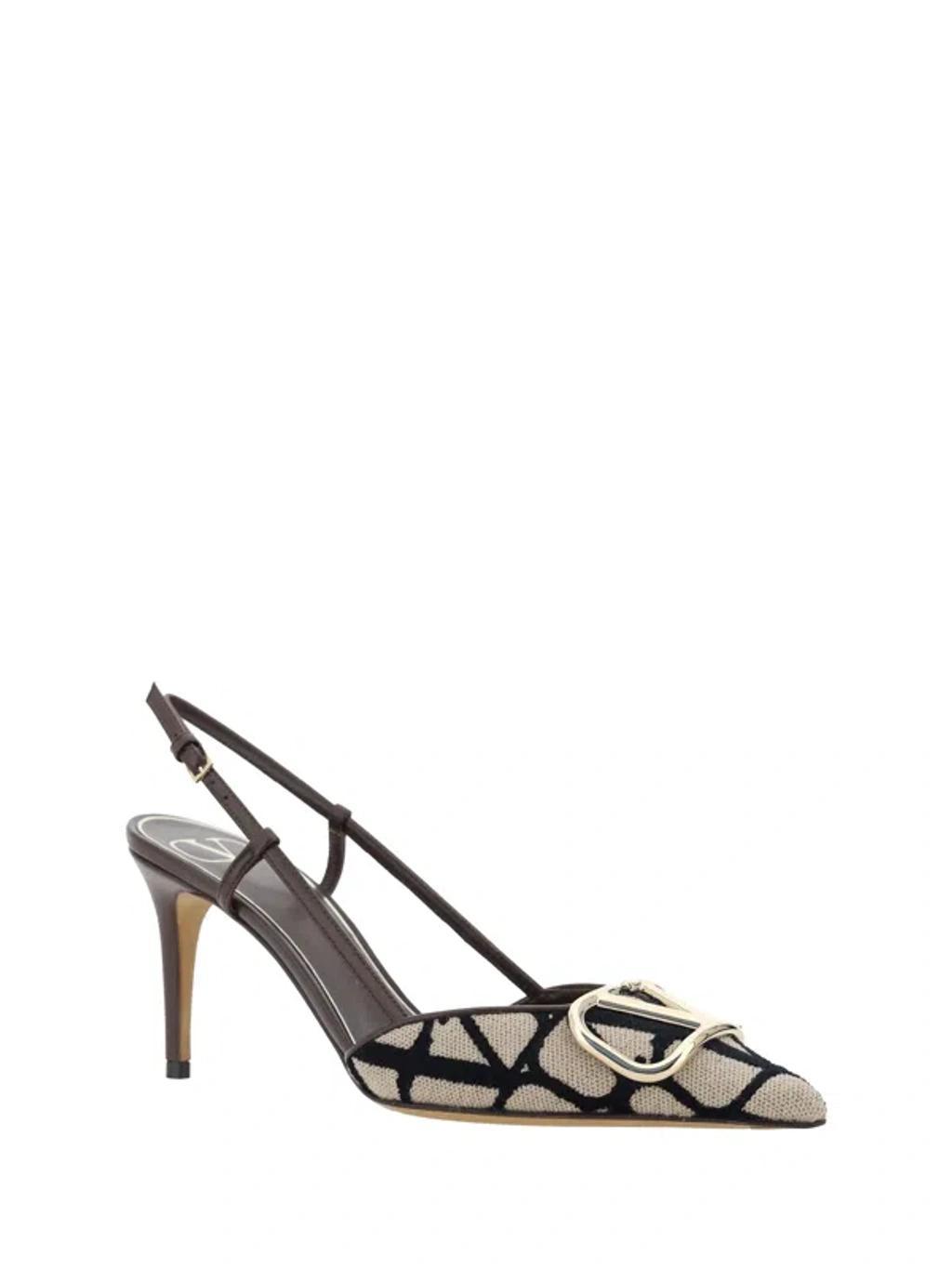 logo-detail slingback pumps Product Image