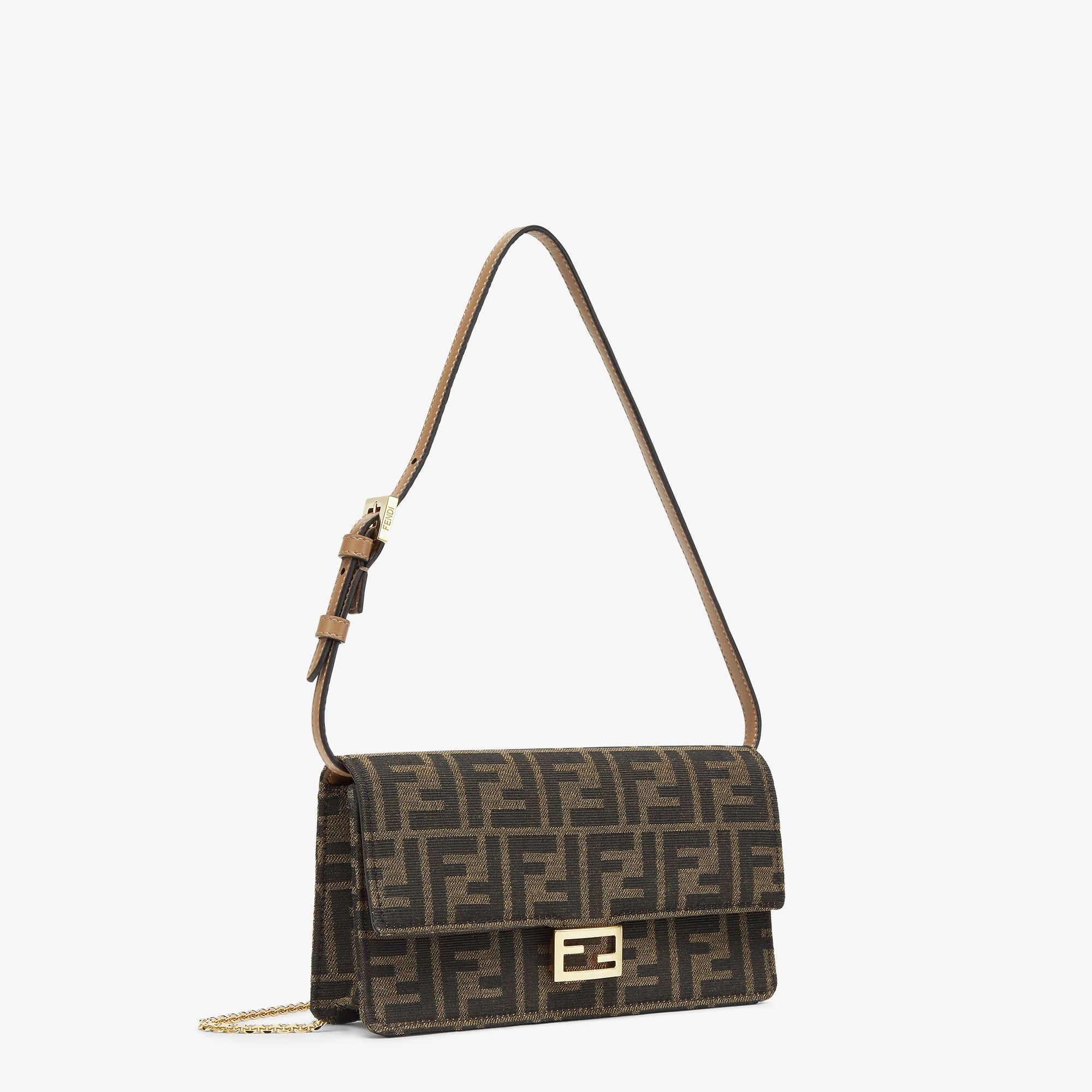 Wallet On Chain BaguetteBrown FF fabric wallet Product Image
