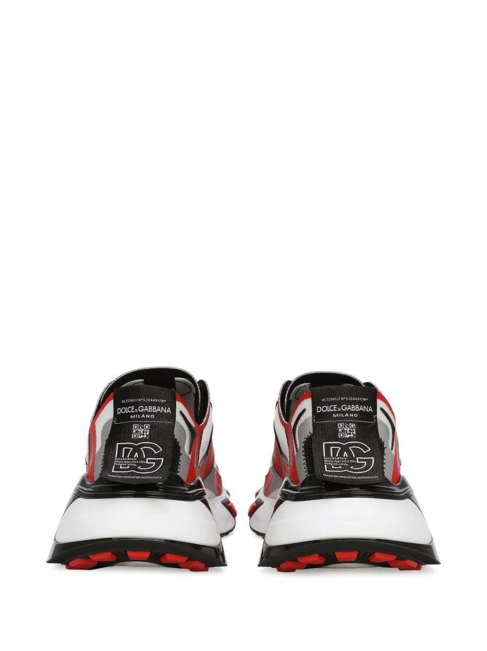 Fast in Maglina logo-patch sneakers Product Image