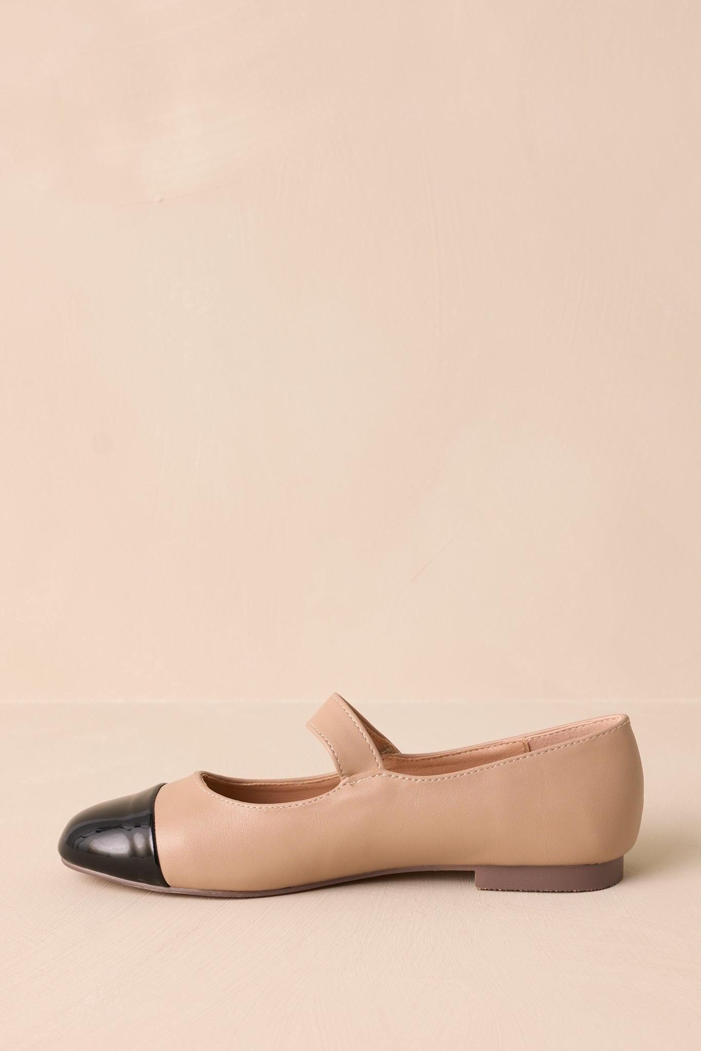 Soft Horizon Tan Round Toe Flats Product Image