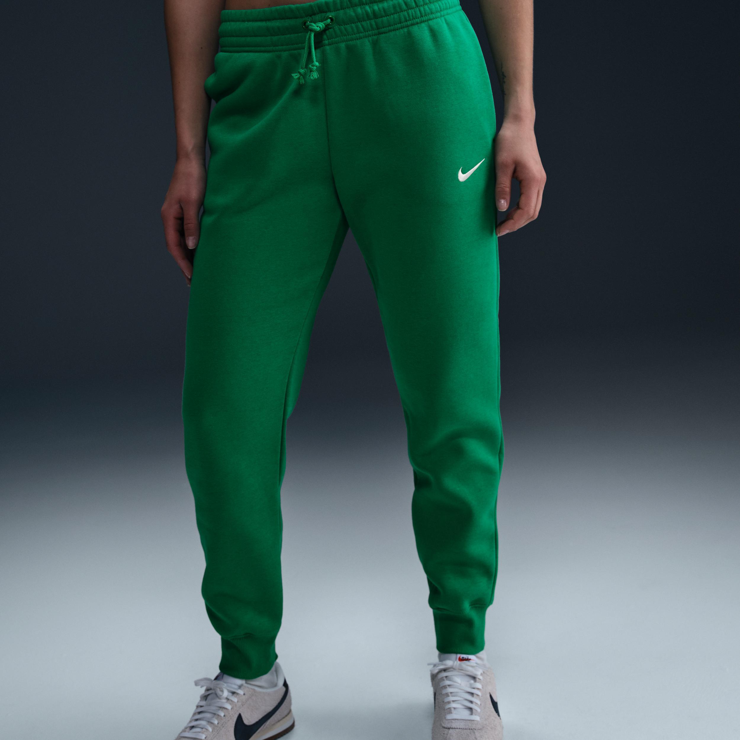 Women's Nike Sportswear Phoenix Fleece Mid-Rise Sweatpants Product Image