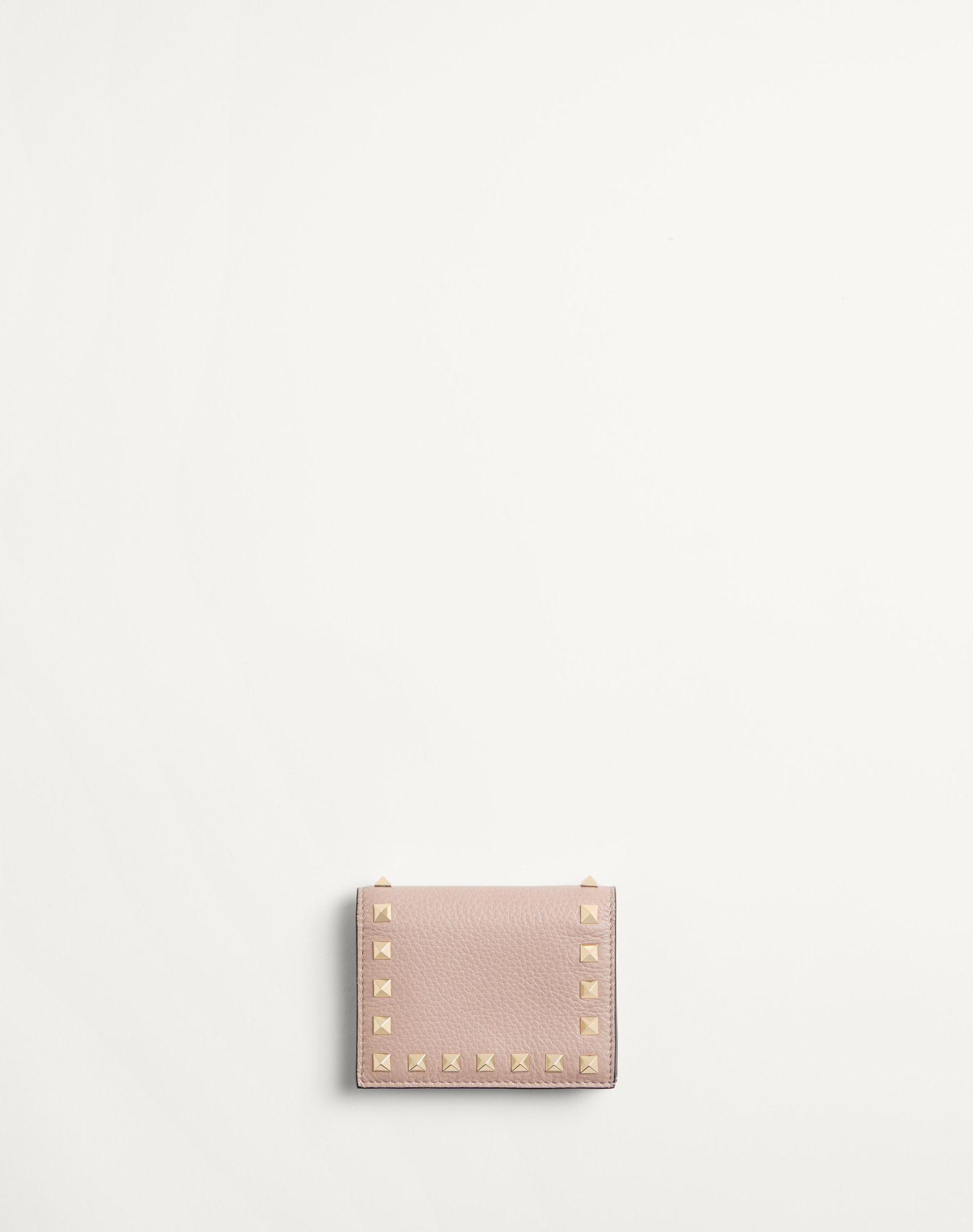 Small Rockstud Grainy Calfskin Wallet Product Image