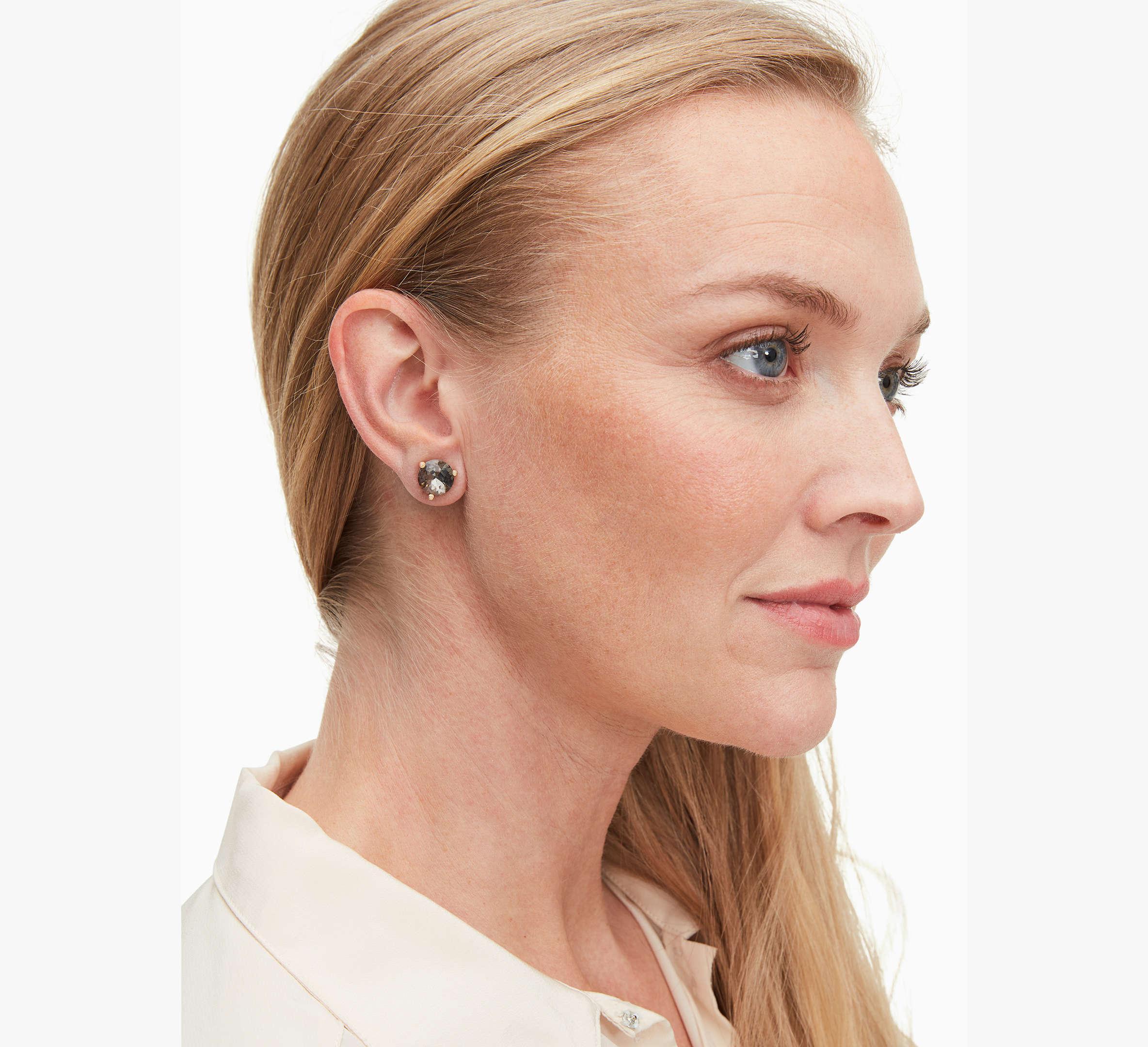 GUMDROP STUDS Product Image