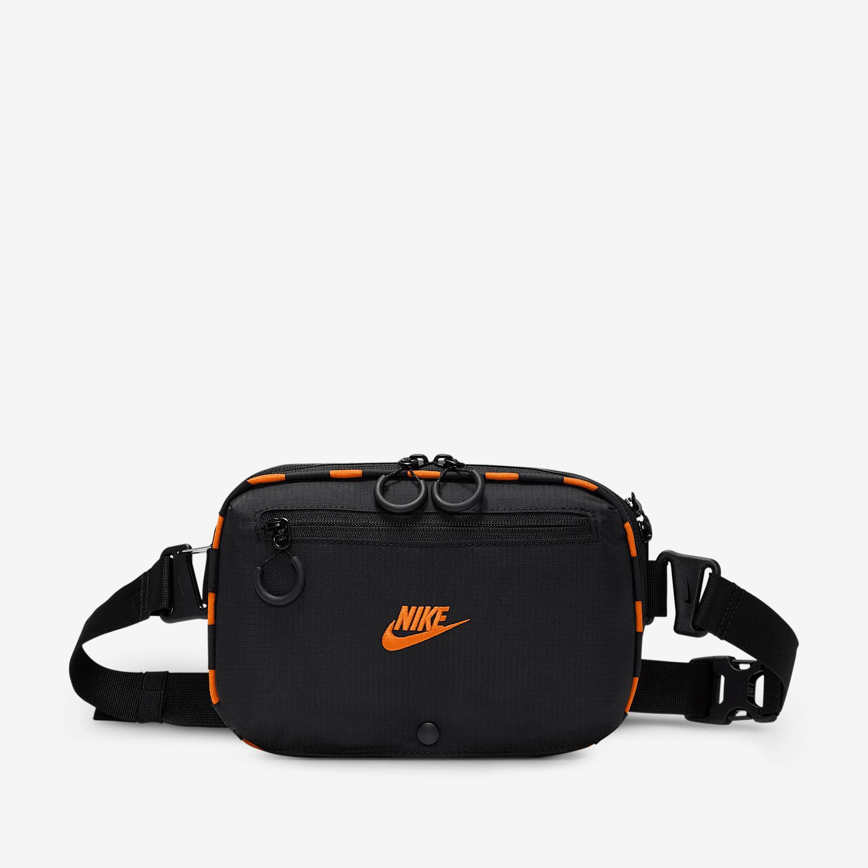 Nike Hayward Patrol Crossbody Bag (4L) Product Image