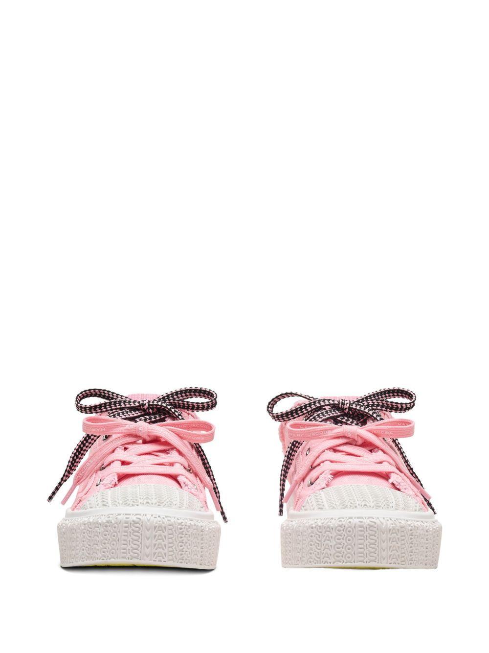 The canvas sneakers Product Image