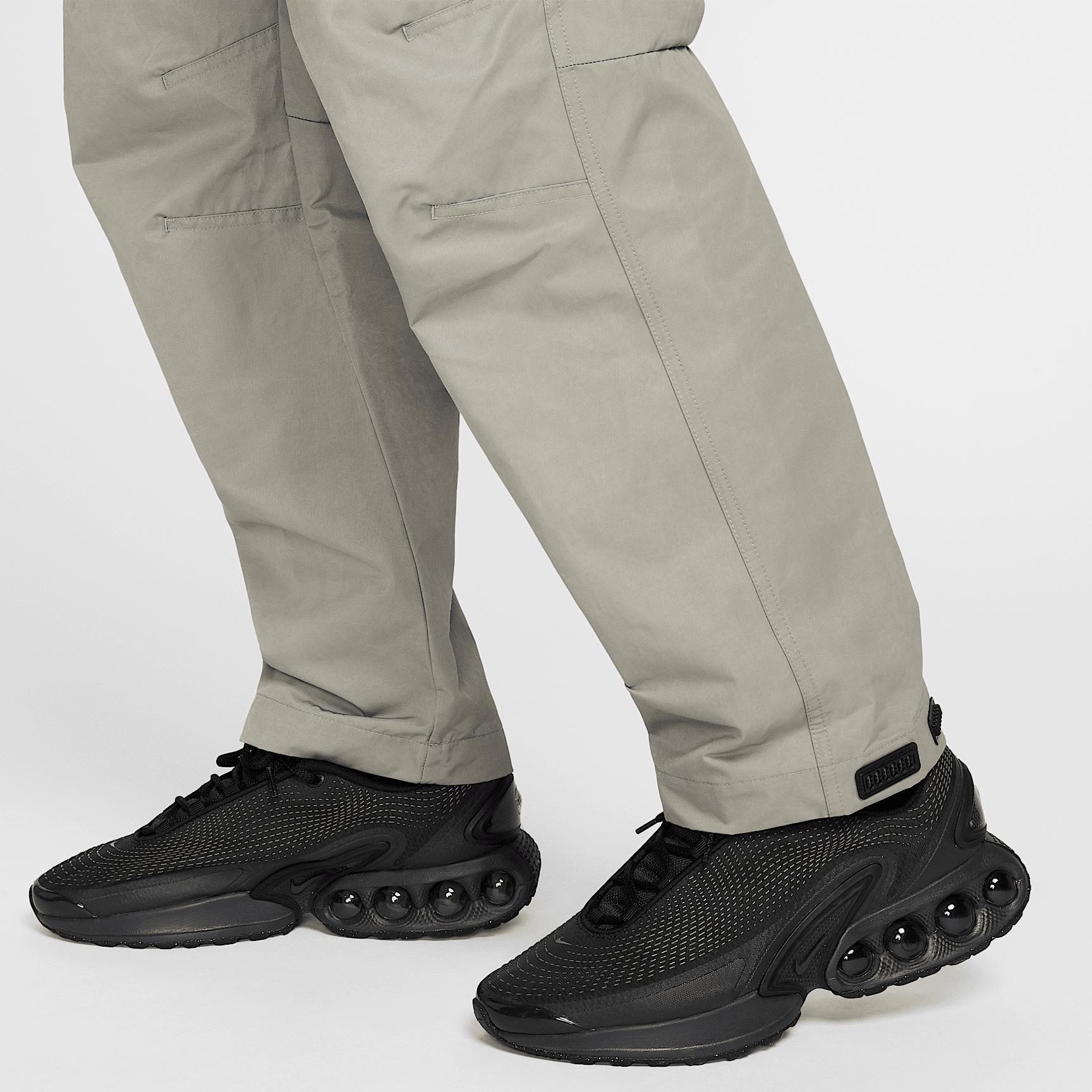 Nike Tech Men's Woven Pants Product Image