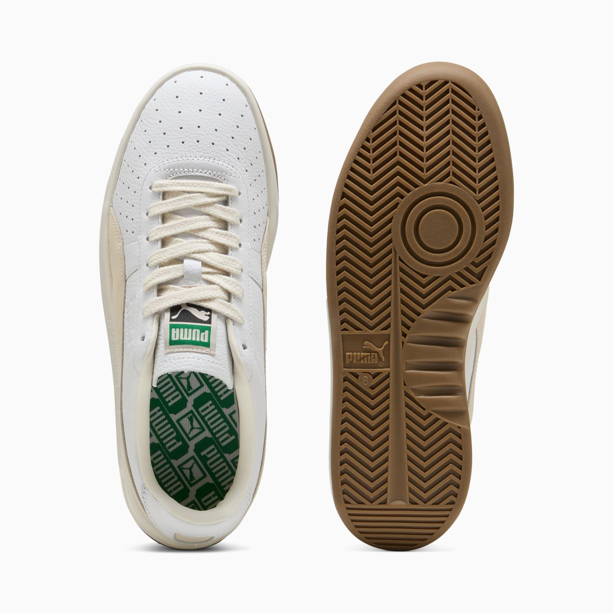 GV Special Base Sneakers Product Image