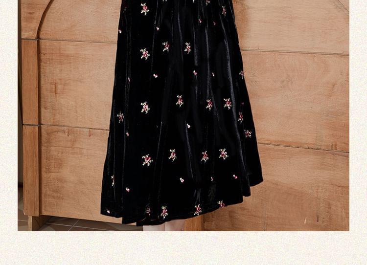 Long-Sleeve Cutout Velvet Maxi A-Line Dress Product Image