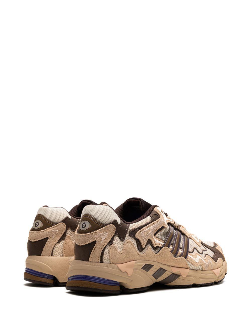 x Bad Bunny Response CL "Ecru Tint" sneakers Product Image