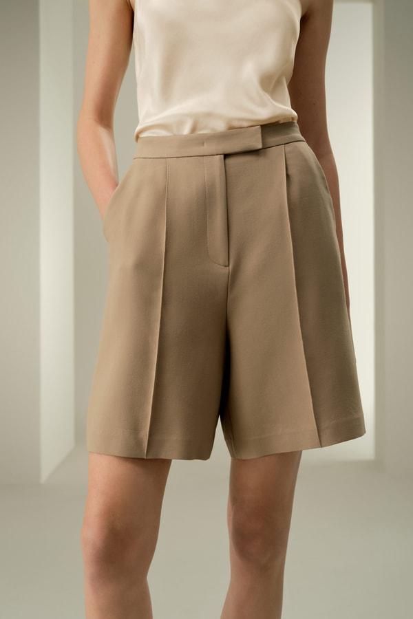 Silk-Wool Blend Polished Shorts Product Image