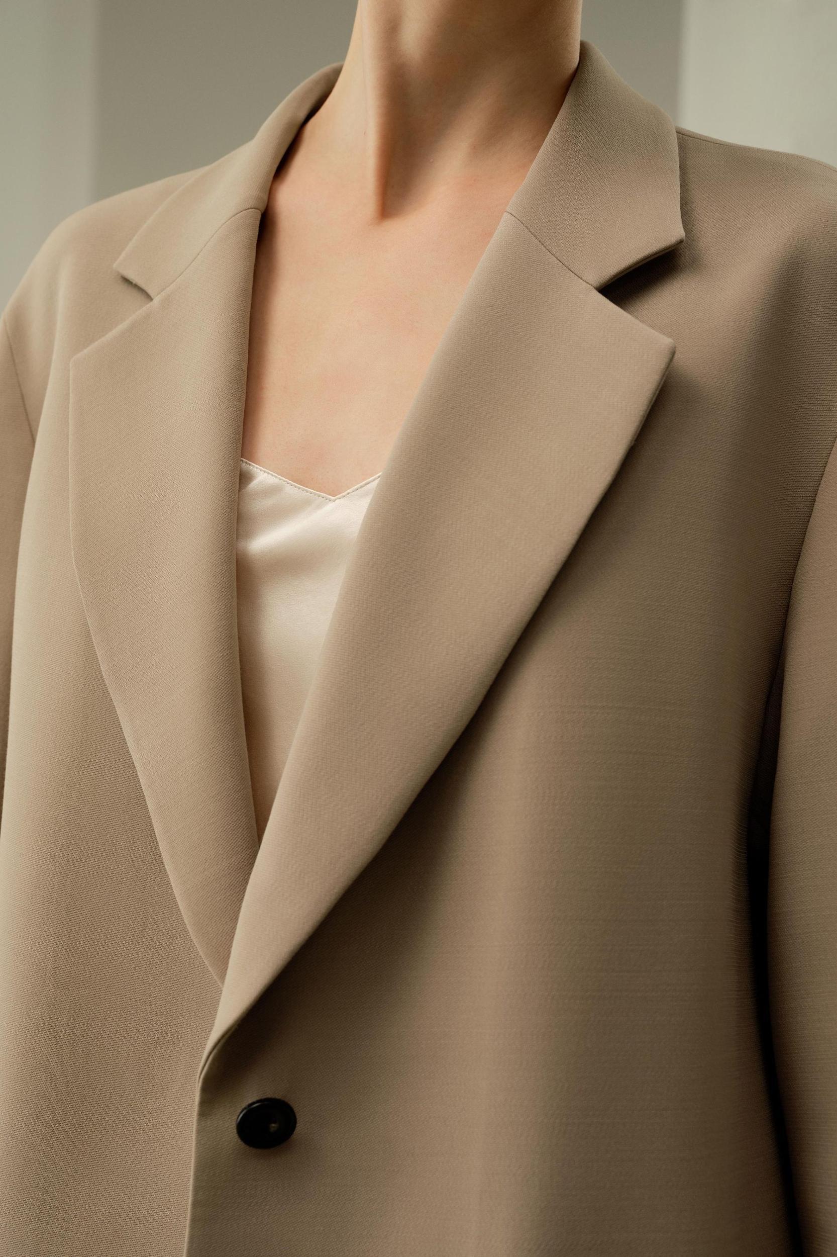 Single-Button Silk-Wool Blend Blazer Product Image