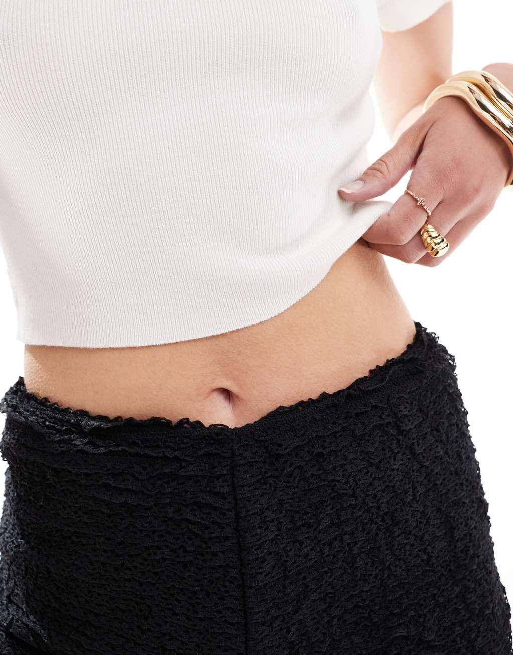 JDY cropped knit top in cream Product Image