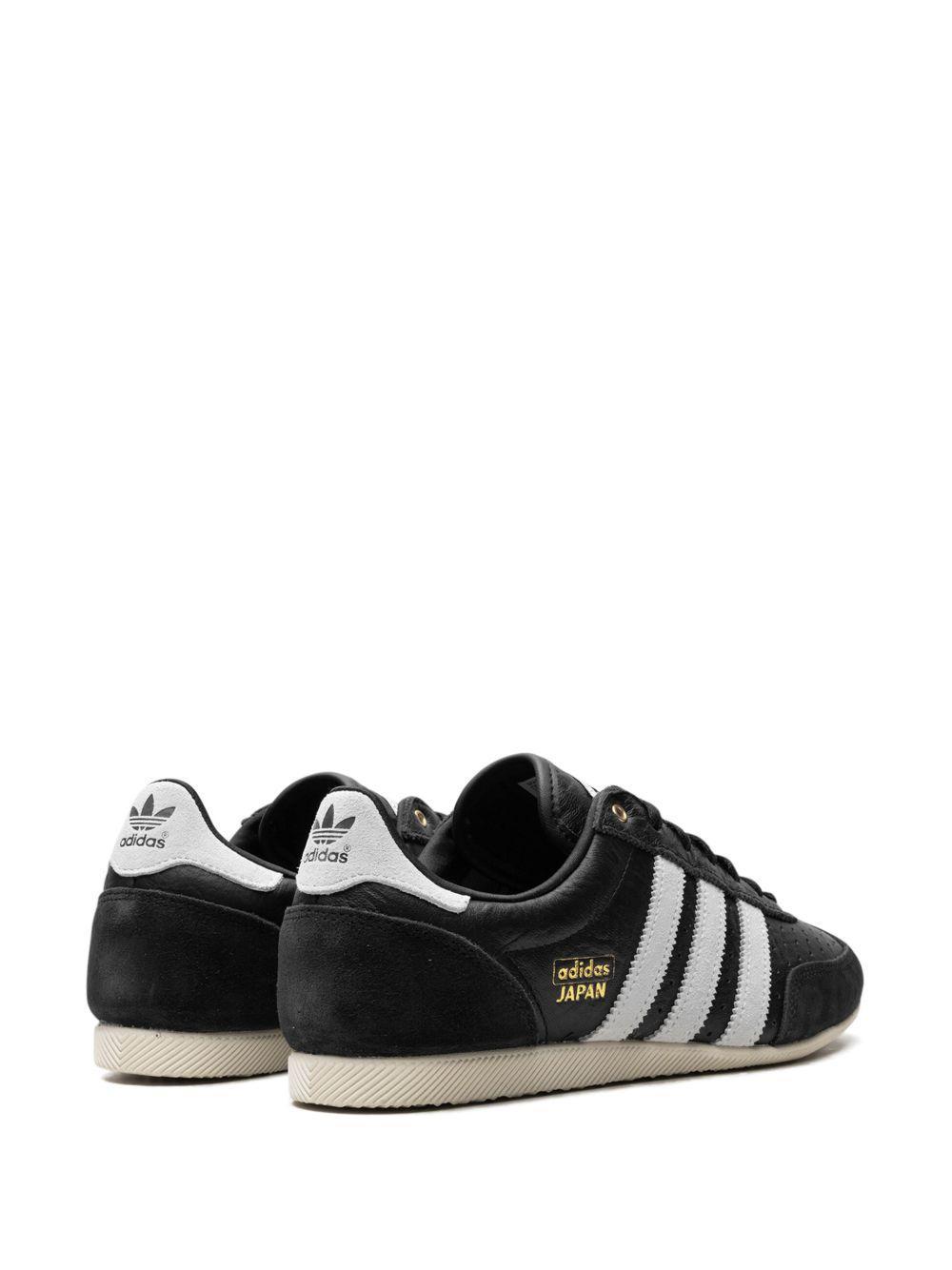 Japan "Core Black/Cloud White" sneakers Product Image