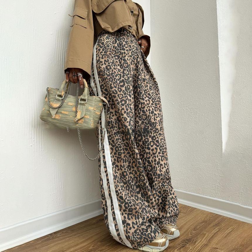 High Waist Leopard Print Striped Loose-Fit Wide-Leg Pants Product Image