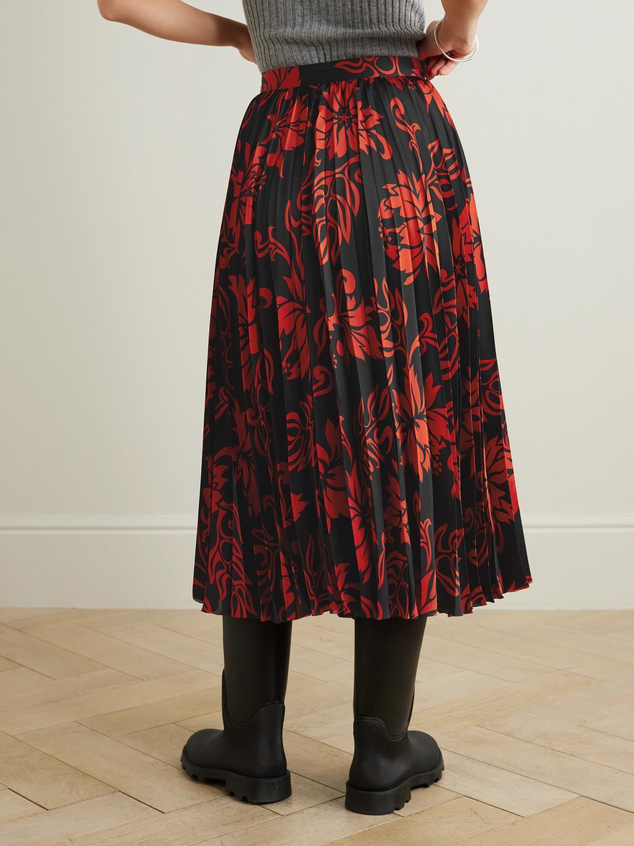 SACAI Pleated Floral-print Satin Midi Skirt In Red Product Image