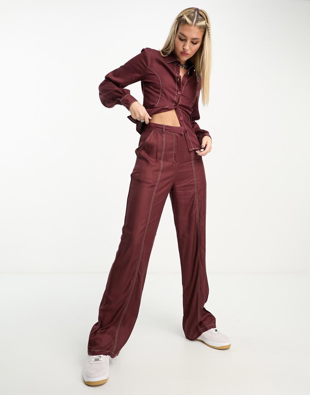 Heartbreak wide leg pants with contrast seams Product Image