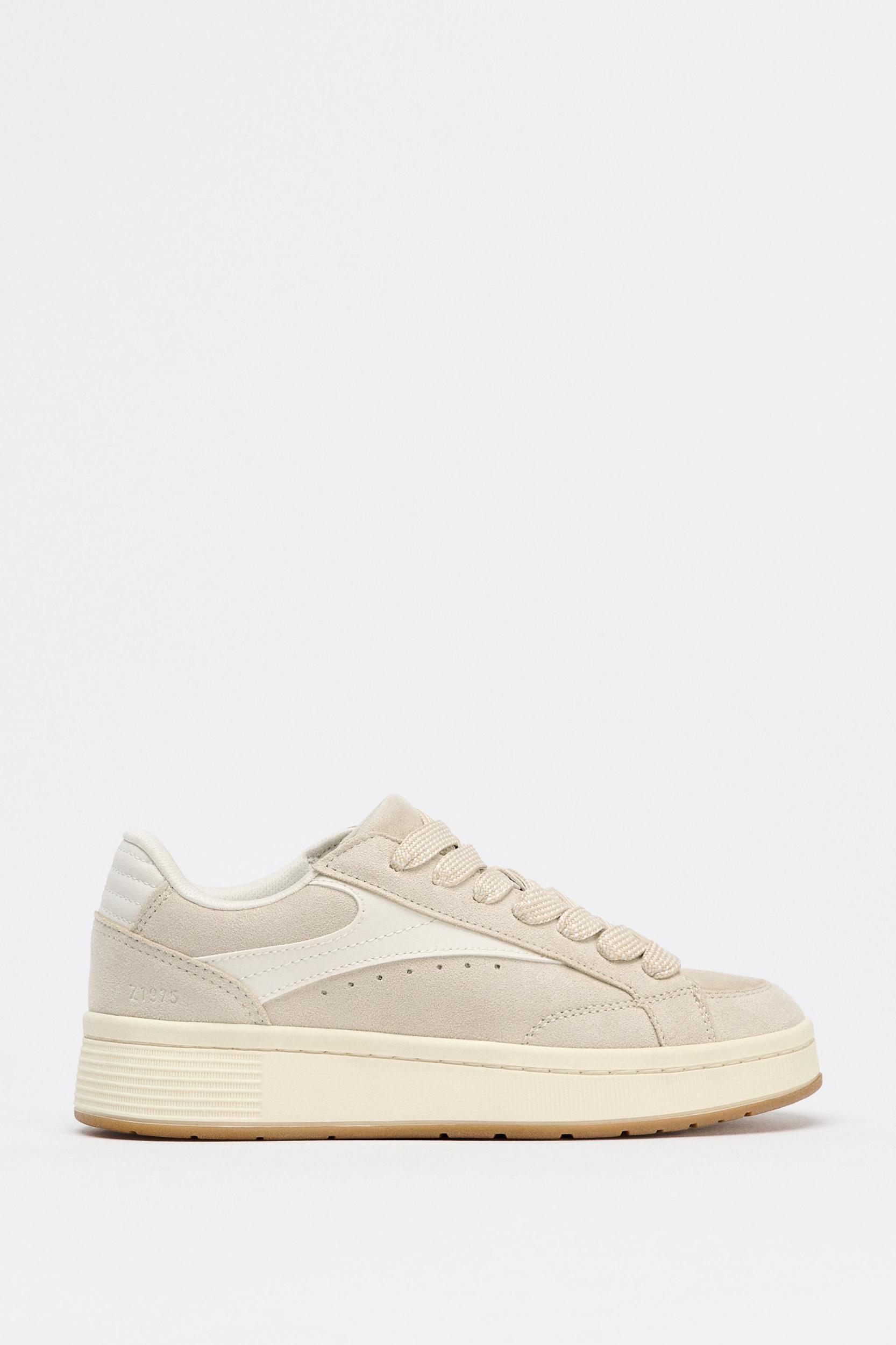 COLOR-BLOCK SNEAKERS Product Image