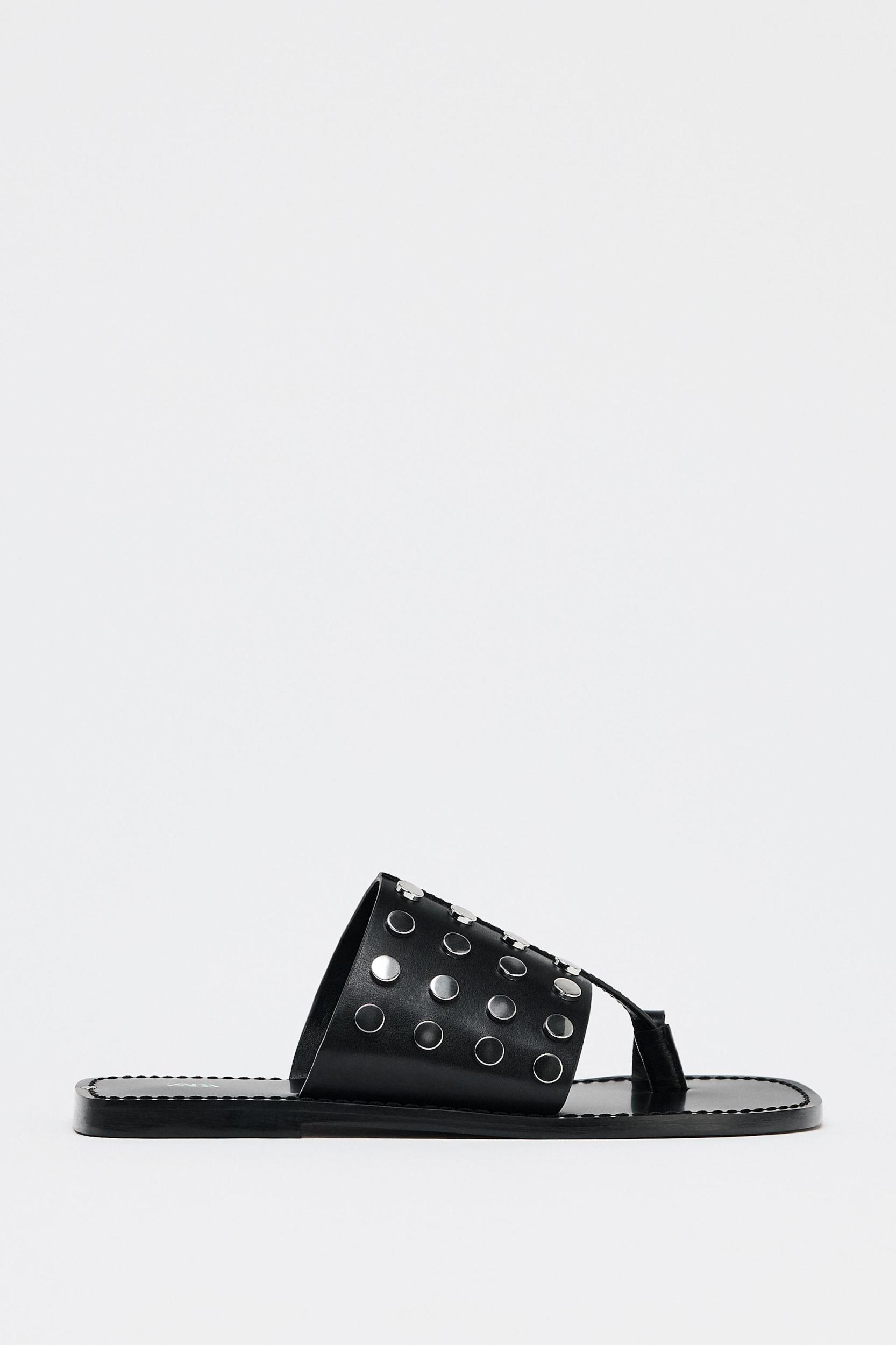 STUDDED FLAT LEATHER SANDALS Product Image