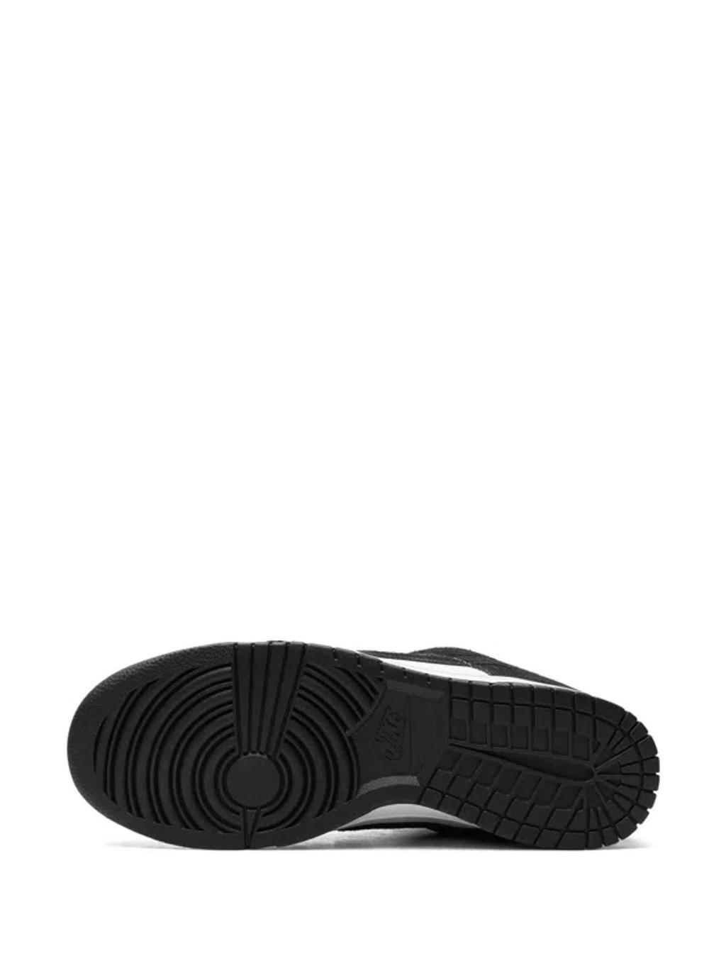 NIKE Dunk High Retro Sneakers In Black And White Product Image