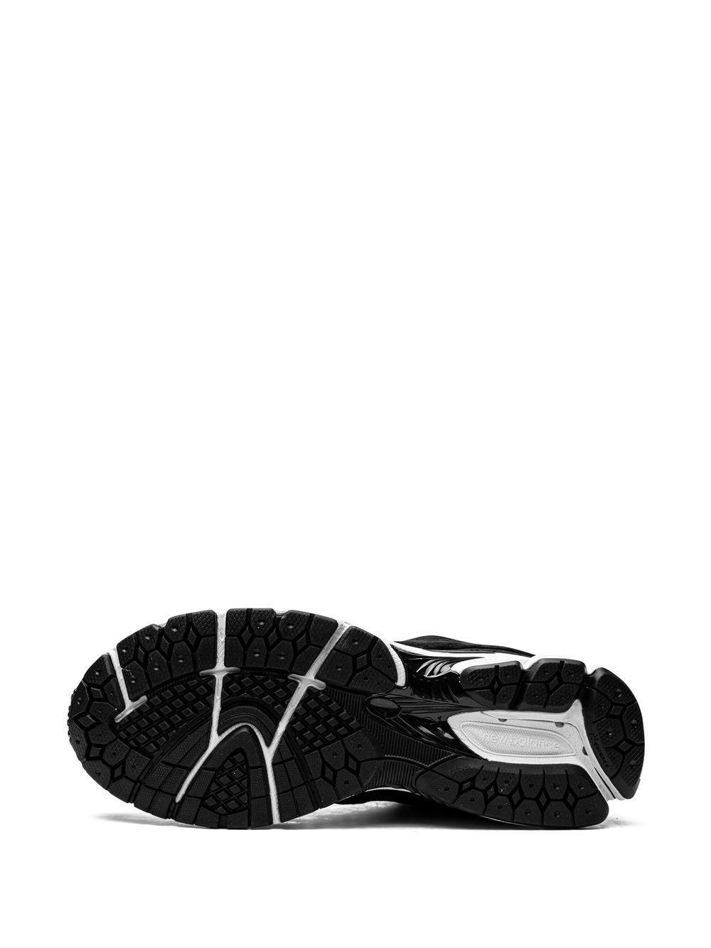 2002R "Black/Gunmetal" sneakers Product Image