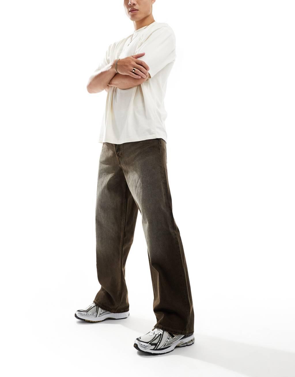 Weekday Sphere low rise loose fit jeans in brown wash Product Image