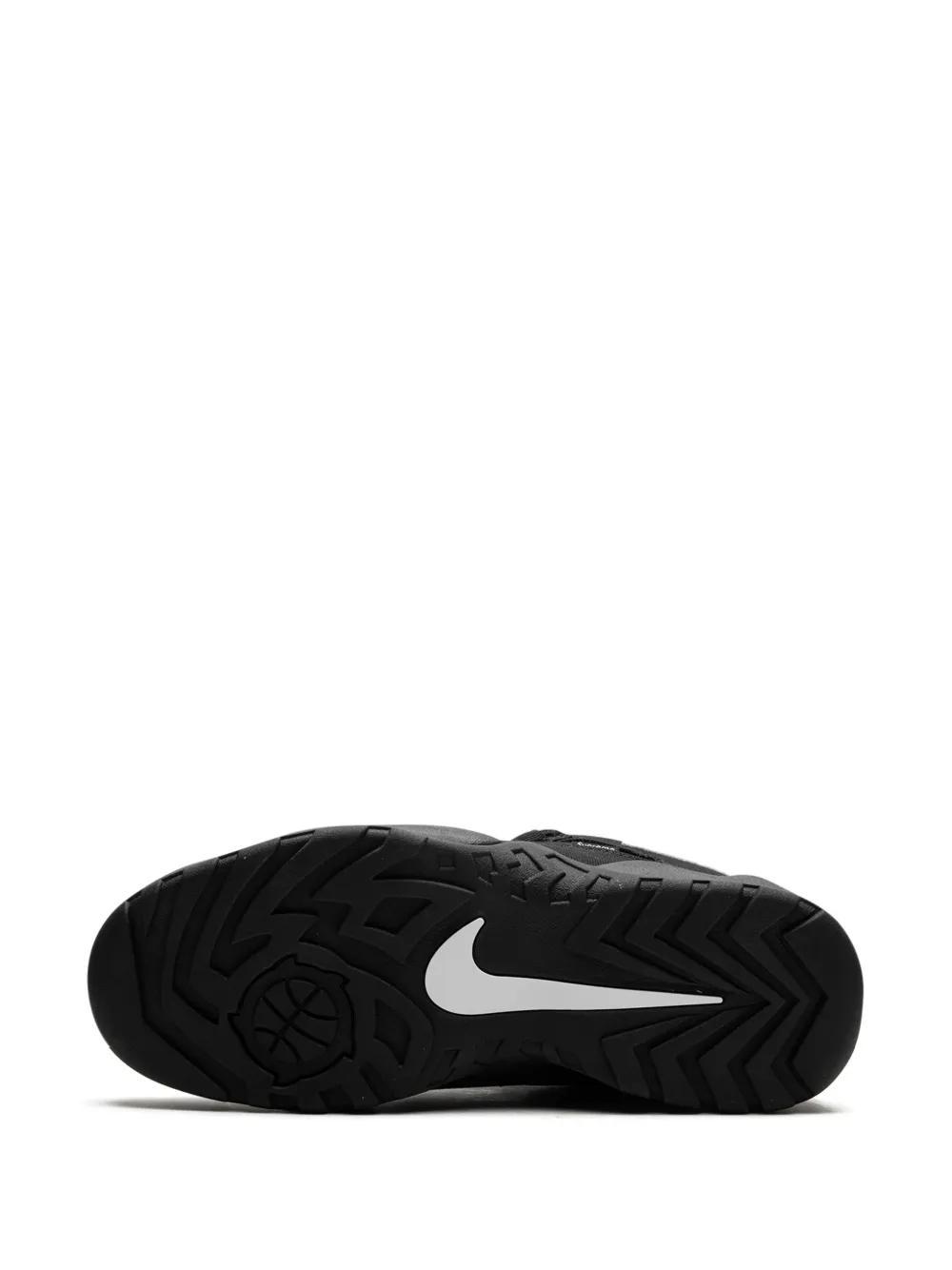 x Supreme SB Darwin Low "Black" sneakers Product Image